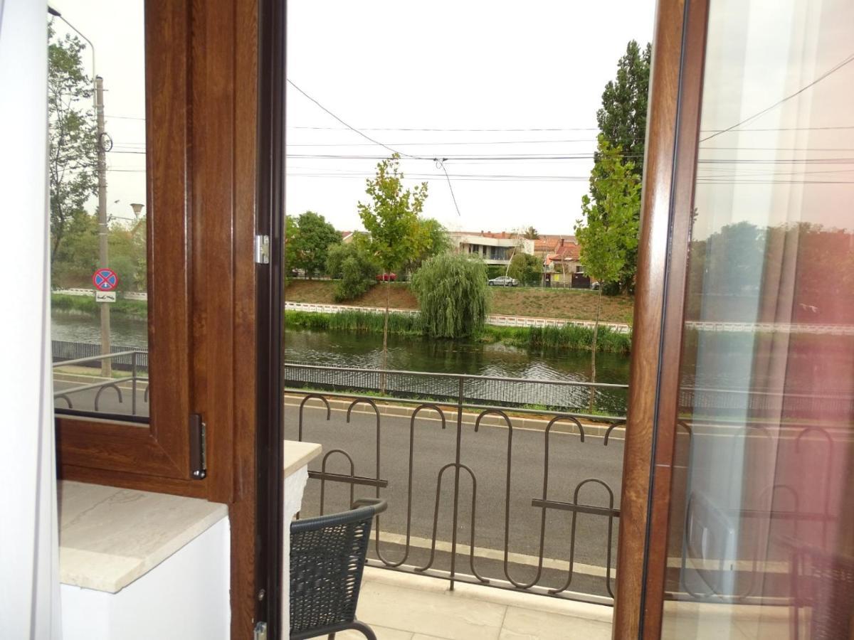 Water Lily Apartment Studio 2 Free Parking- Self Check-In Oradea Exterior photo