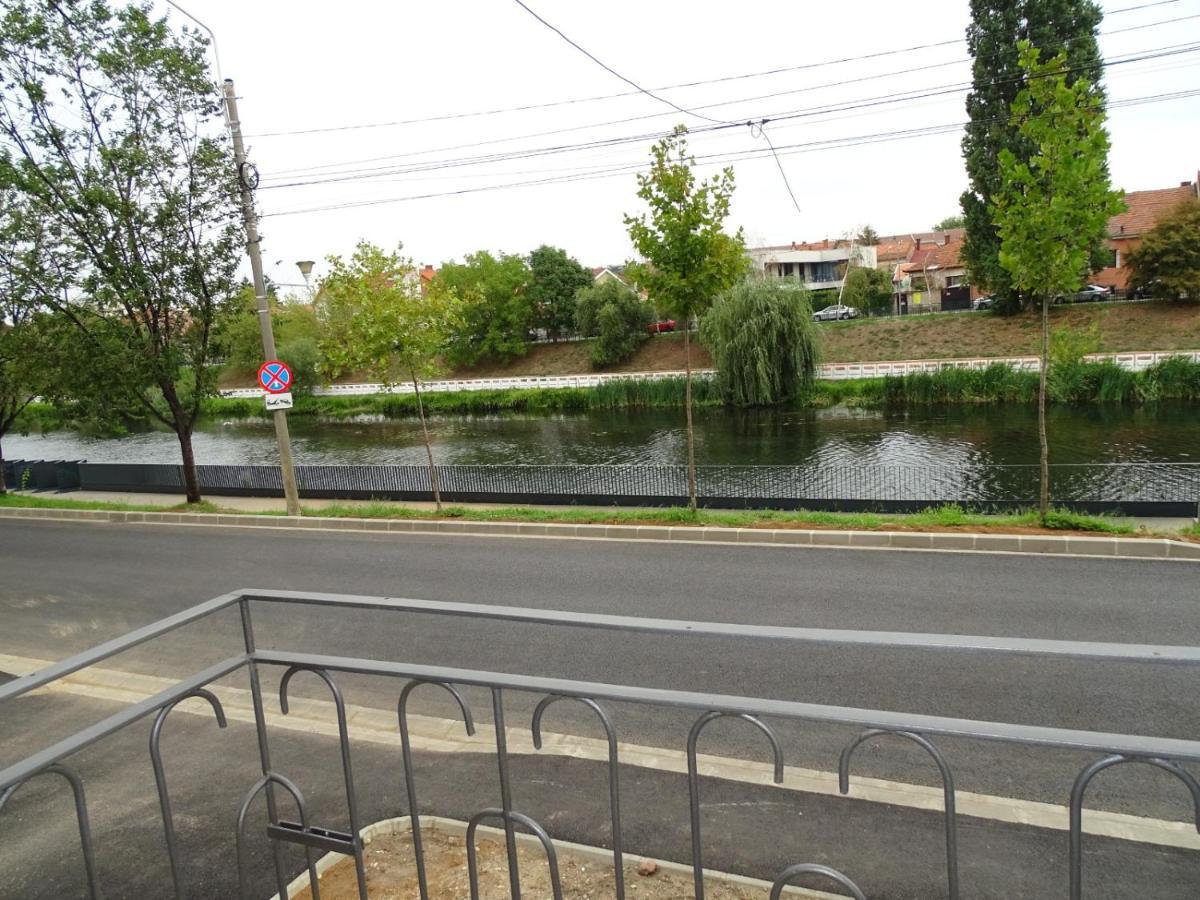 Water Lily Apartment Studio 2 Free Parking- Self Check-In Oradea Exterior photo
